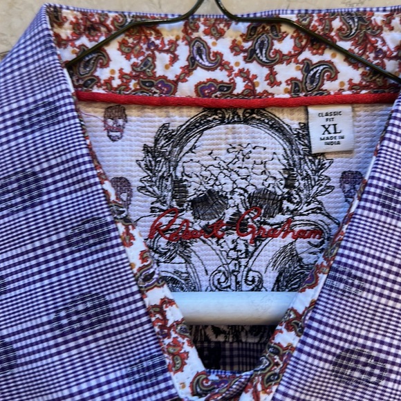 Robert Graham XL Button Up - Picture 3 of 6